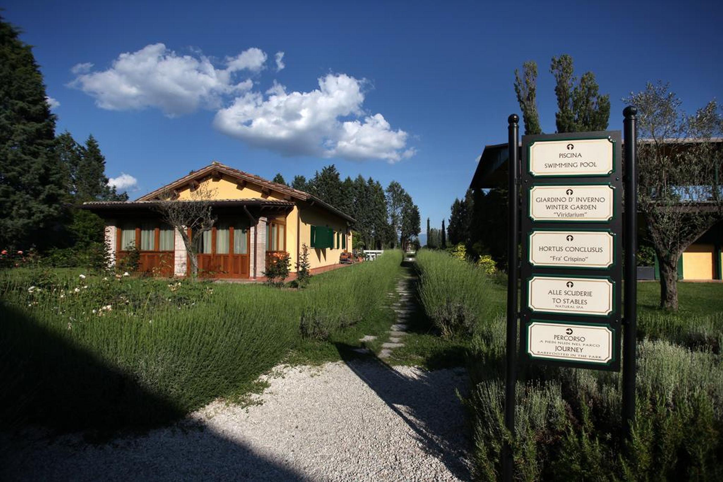 Resort E Spa San Crispino Assisi Exteriör bild